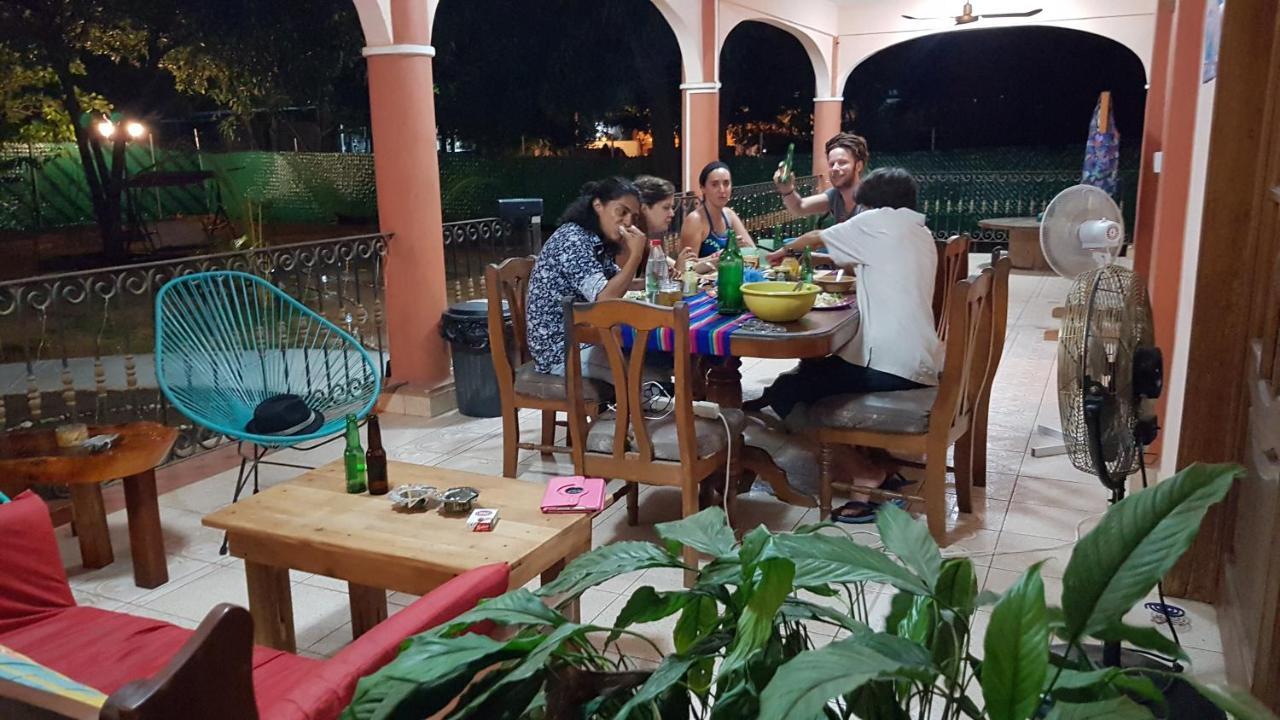 Villa Mango Hostel 푸에르토 에스콘디도 외부 사진